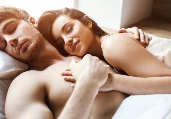 Tetap hot di ranjang saat pandemi corona, ini 7 posisi seks yang bisa dicoba