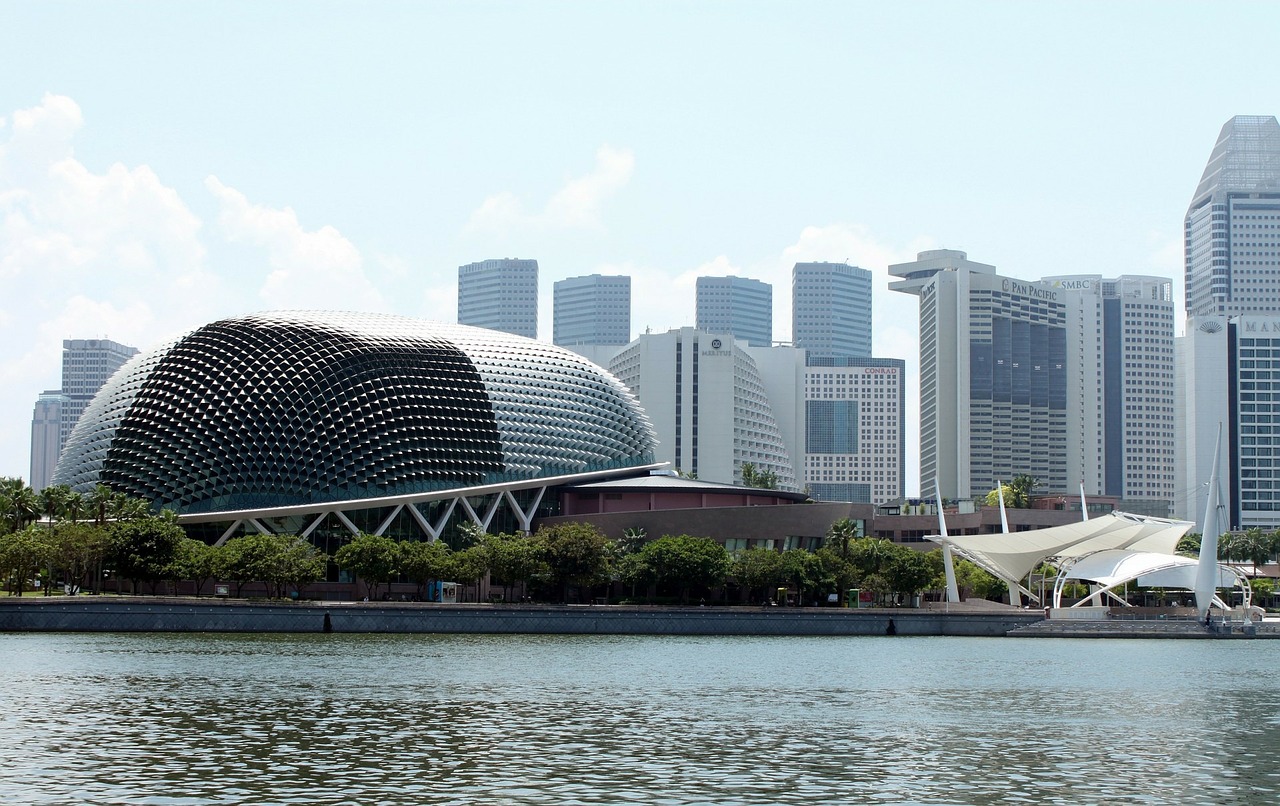 Esplanade by the Bay: Art Center of Singapore